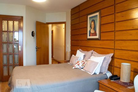 Apartamento à venda com 190m², 3 quartos e 3 vagasSuíte 3