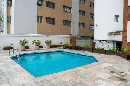 Apartamento à venda com 190m², 3 quartos e 3 vagasPiscina