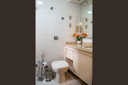 Apartamento à venda com 190m², 3 quartos e 3 vagasBanheiro da suíte 2