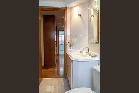 Apartamento à venda com 190m², 3 quartos e 3 vagasBanheiro da suíte 1