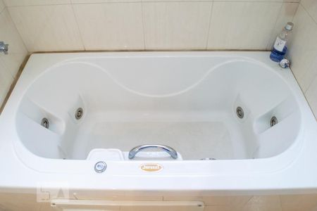 Apartamento à venda com 190m², 3 quartos e 3 vagasDetalhe do banheiro da suíte 1