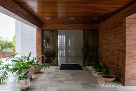 Entrada de apartamento à venda com 3 quartos, 190m² em Perdizes, São Paulo