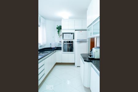 Apartamento à venda com 190m², 3 quartos e 3 vagasCozinha