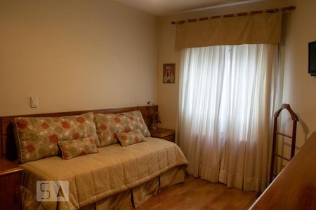 Apartamento à venda com 190m², 3 quartos e 3 vagasSuíte 2