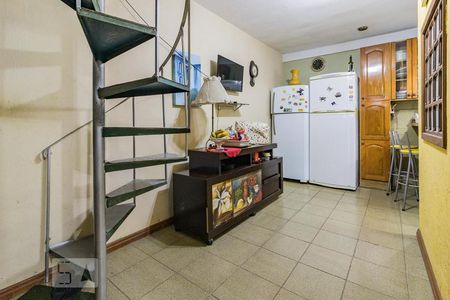 Cozinha de casa à venda com 1 quarto, 300m² em Tristeza, Porto Alegre