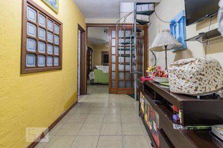 Cozinha de casa à venda com 1 quarto, 300m² em Tristeza, Porto Alegre