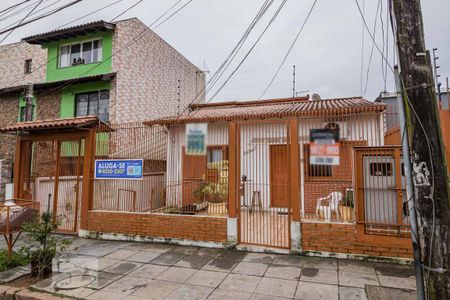 Casa à venda com 300m², 1 quarto e sem vaga Casa à venda com 300m², 1 quarto e sem vagaFachada