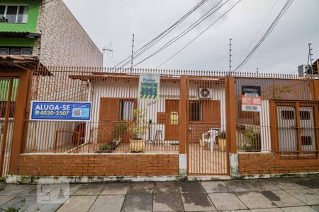 Casa à venda com 300m², 1 quarto e sem vaga Casa à venda com 300m², 1 quarto e sem vagaFachada