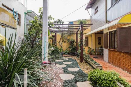Casa à venda com 300m², 1 quarto e sem vaga Casa à venda com 300m², 1 quarto e sem vagaJardim