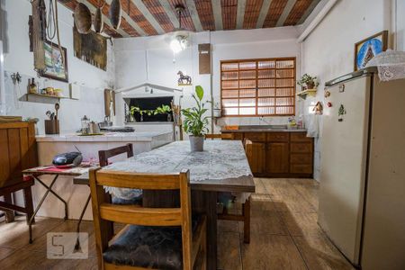 Casa à venda com 300m², 1 quarto e sem vaga Casa à venda com 300m², 1 quarto e sem vagaSalao de Festas
