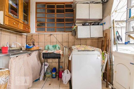 Casa à venda com 300m², 1 quarto e sem vaga Casa à venda com 300m², 1 quarto e sem vagaDetalhe da area de serviço