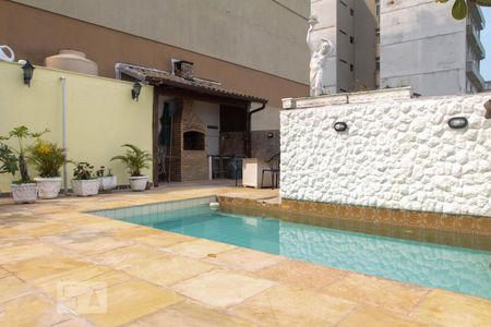 Apartamento à venda com 250m², 3 quartos e 1 vagaCobertura - Piscina