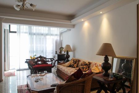 Apartamento à venda com 250m², 3 quartos e 1 vagaSala