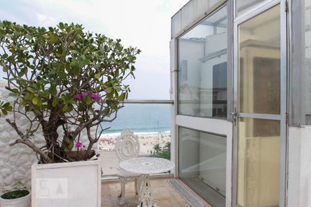 Apartamento à venda com 250m², 3 quartos e 1 vagaCobertura