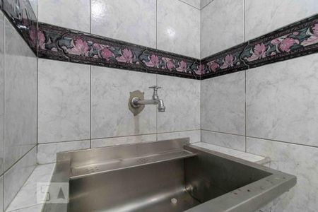 Apartamento para alugar com 67m², 2 quartos e 1 vagaÁrea de Serviço