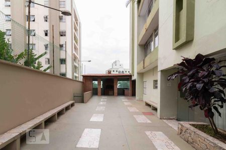 Apartamento para alugar com 67m², 2 quartos e 1 vagaÁrea comum - Churrasqueira