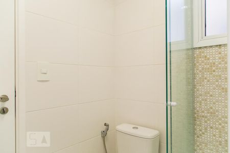 Apartamento à venda com 60m², 2 quartos e 2 vagasBanheiro da suíte