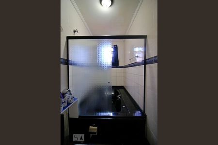 Banheiro da Suíte de casa à venda com 4 quartos, 240m² em Jardim Marek, Santo André