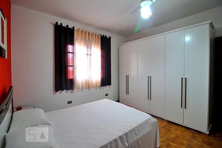 Quarto Suíte de casa à venda com 4 quartos, 240m² em Jardim Marek, Santo André