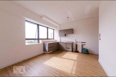 Sala e cozinha de Apartamento com 2 quartos, 75m² Barro Preto