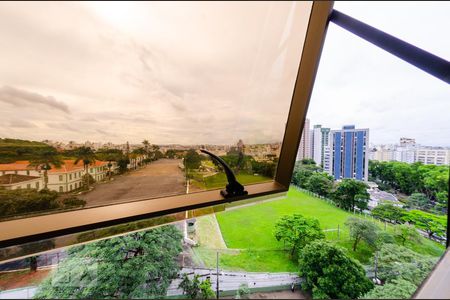 Sala e cozinha - Vista de apartamento à venda com 2 quartos, 75m² em Barro Preto, Belo Horizonte