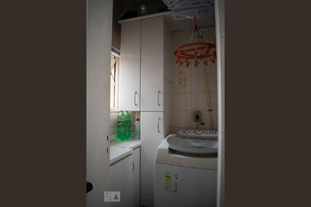 Apartamento à venda com 70m², 2 quartos e 1 vagaÁrea de Serviço