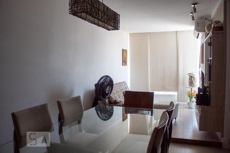 Sala de apartamento para alugar com 2 quartos, 115m² em Barra da Tijuca, Rio de Janeiro