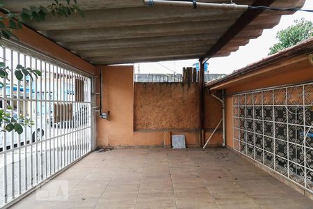 Casa à venda com 170m², 2 quartos e 1 vaga Casa à venda com 170m², 2 quartos e 1 vagaGaragem