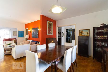 Sala de casa à venda com 4 quartos, 390m² em Pacaembu, São Paulo