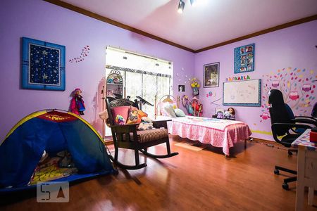 Casa à venda com 636m², 4 quartos e 6 vagas Casa à venda com 636m², 4 quartos e 6 vagasSuíte 4