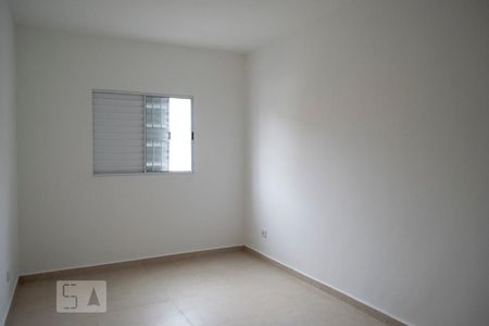 QUARTO 1 de apartamento para alugar com 2 quartos, 60m² em Parque Peruche, São Paulo