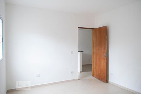 QUARTO 1 de apartamento para alugar com 2 quartos, 60m² em Parque Peruche, São Paulo