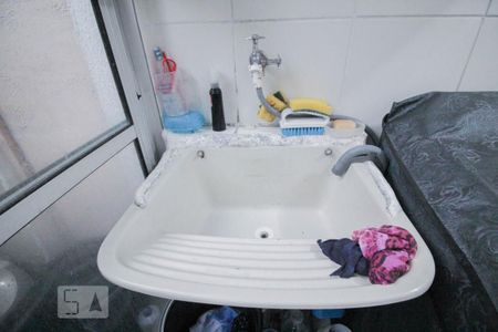 Apartamento à venda com 60m², 3 quartos e sem vagaarea de serviço