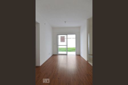 Sala de apartamento para alugar com 2 quartos, 110m² em Real Parque, São José