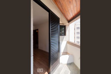 Apartamento à venda com 135m², 3 quartos e 2 vagasVaranda Quarto 2