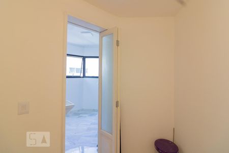 Apartamento à venda com 135m², 3 quartos e 2 vagasQuarto de Serviço