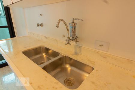 Apartamento à venda com 135m², 3 quartos e 2 vagasCozinha