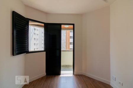 Apartamento à venda com 135m², 3 quartos e 2 vagasQuarto 2