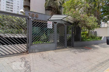 Apartamento à venda com 135m², 3 quartos e 2 vagasFachada