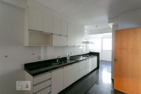 Apartamento para alugar com 120m², 3 quartos e 4 vagasCozinha