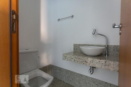 Lavabo de apartamento para alugar com 3 quartos, 120m² em Serra, Belo Horizonte