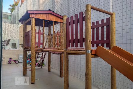 Apartamento para alugar com 120m², 3 quartos e 4 vagasÁrea Comum - Playground