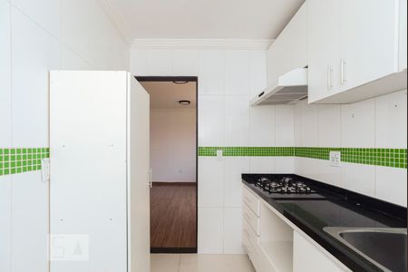 Cozinha de apartamento para alugar com 2 quartos, 50m² em Dona Clara, Belo Horizonte