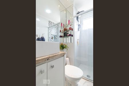 Apartamento à venda com 50m², 2 quartos e 1 vaga Apartamento à venda com 50m², 2 quartos e 1 vagaBanheiro