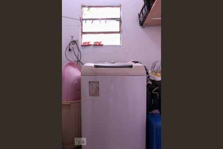 Casa à venda com 250m², 9 quartos e 3 vagasLavanderia