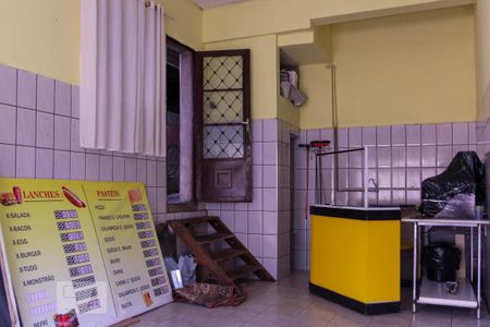 Casa à venda com 250m², 9 quartos e 3 vagasSala comercial