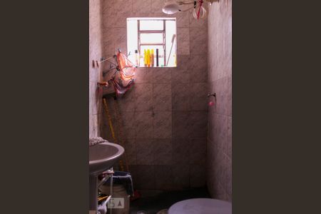 Casa à venda com 250m², 9 quartos e 3 vagasBanheiro 1