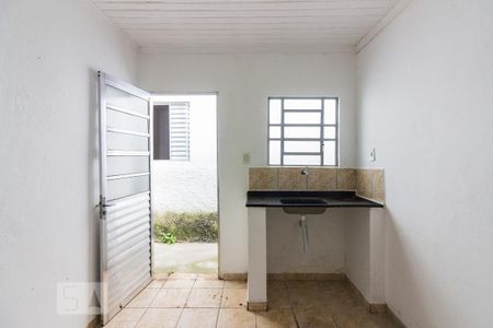 Casa para alugar com 1 quarto, 20m² em Vila Santa Maria, São Paulo