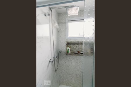 Apartamento à venda com 162m², 4 quartos e 3 vagas Apartamento à venda com 162m², 4 quartos e 3 vagasBanheiro da Suíte 3 Chuveiro