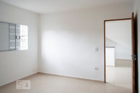 Quarto 1 de apartamento para alugar com 2 quartos, 60m² em Parque Peruche, São Paulo